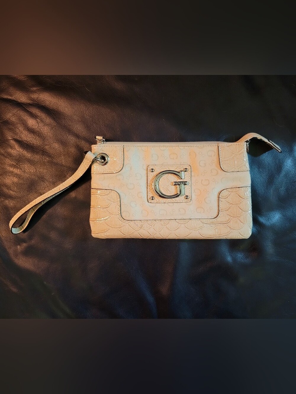 Guess Y2k Cream G Logo Wristlet Clutch